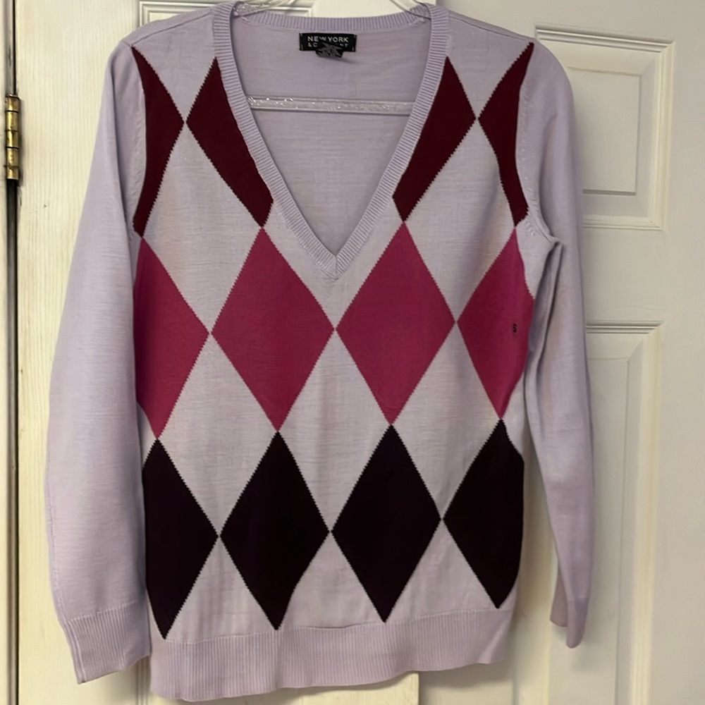 New York & Company Argyle Lavender V-neck Long Sleeve Sweater